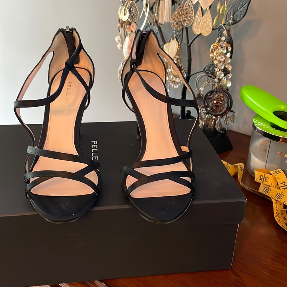 Pelle Moda black silk, like new, worn once.